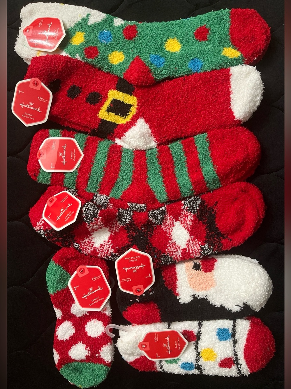 HALLMARK 7 Pairs Fuzzy Cozy Low Cut & Crew Holiday Socks